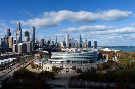 Afternoon Briefing: What to know about the Bears’ possible stadium move